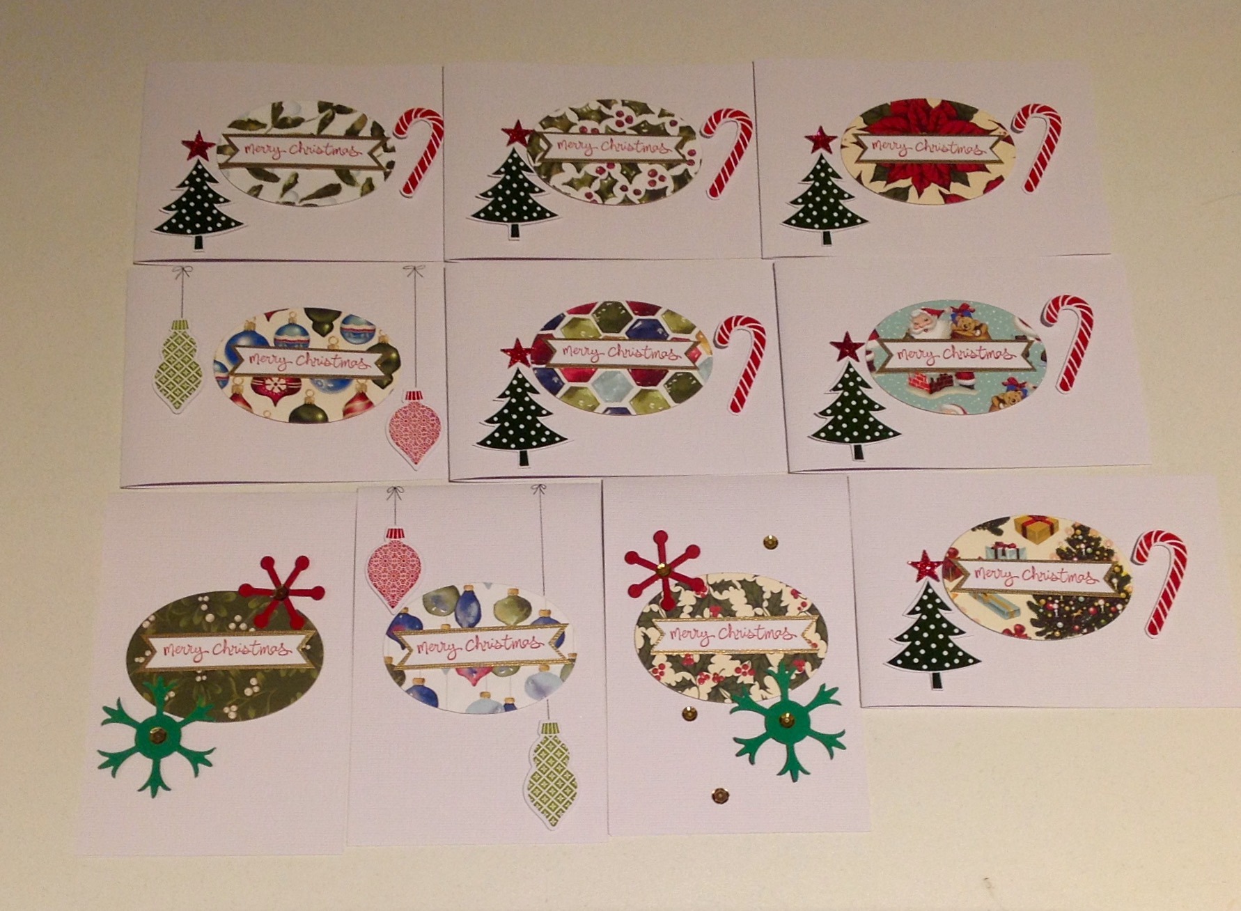 Christmas Card Technique with DSP part 2. Cards with DSP, trees, baubles and candy cane.